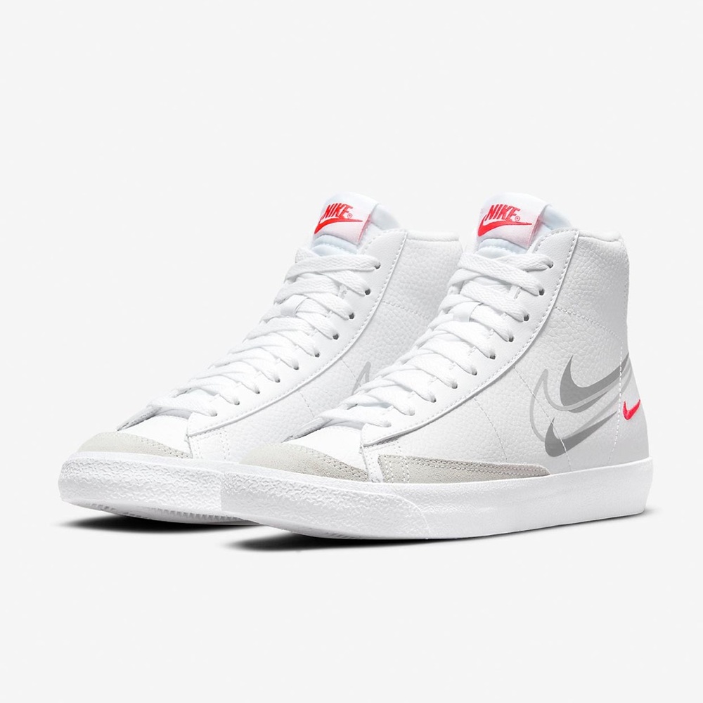 Size 6 Nike blazers